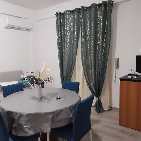Apartment Samelia *